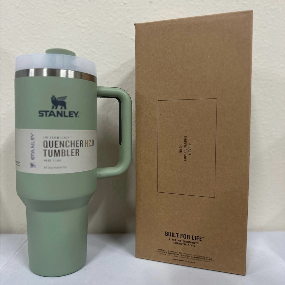 SOLD. Stanley Green Quencher 40 oz H2.0 Tumbler. Rare Color. New in Box!